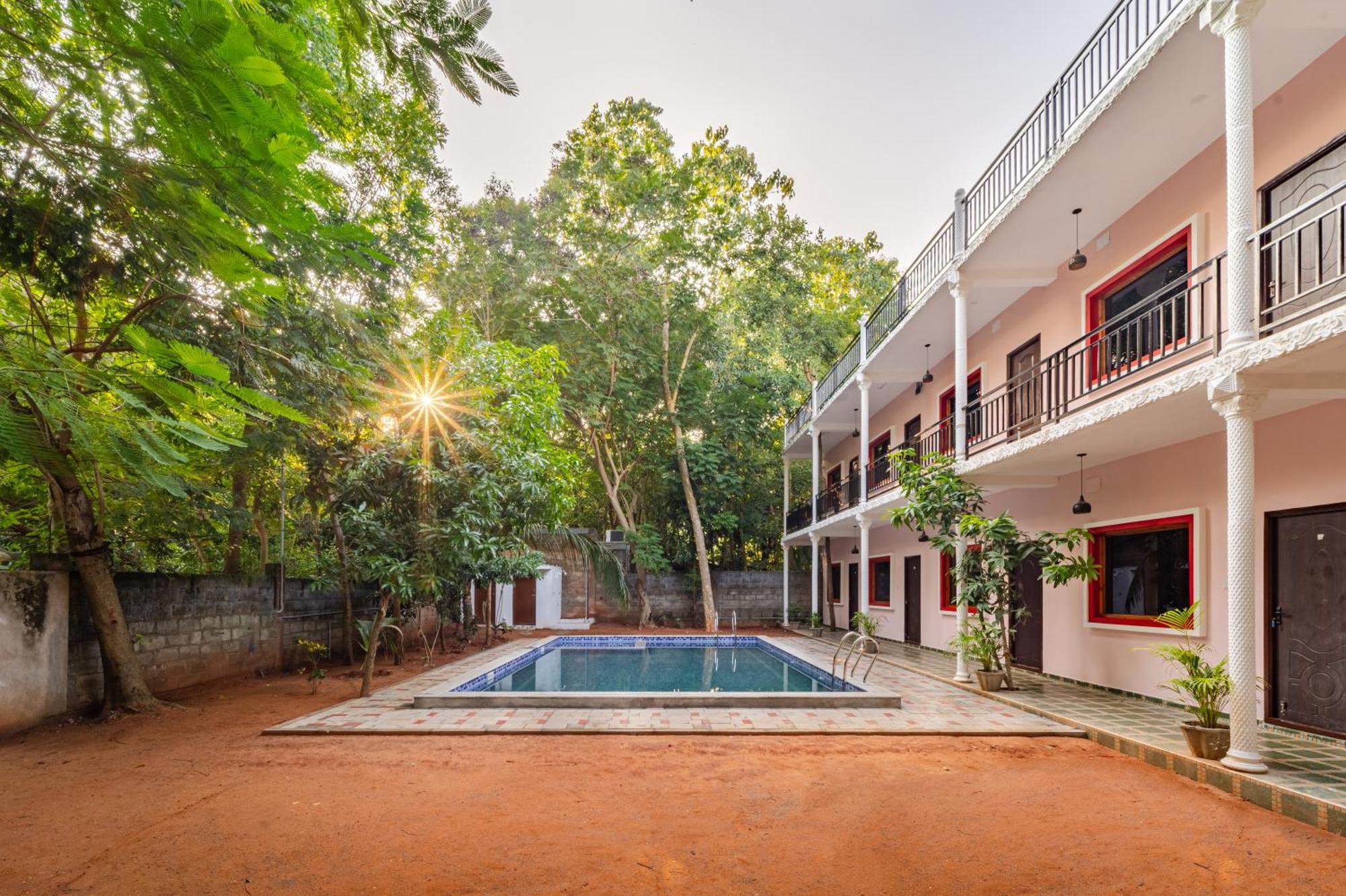 Hotel De Jardin Pondicherry With Swimming Pool Esterno foto